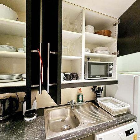 Modern Hyde Park Home With Private Entrance & Private Back Patio Near Bayswater & Paddington Stations لندن المظهر الخارجي الصورة