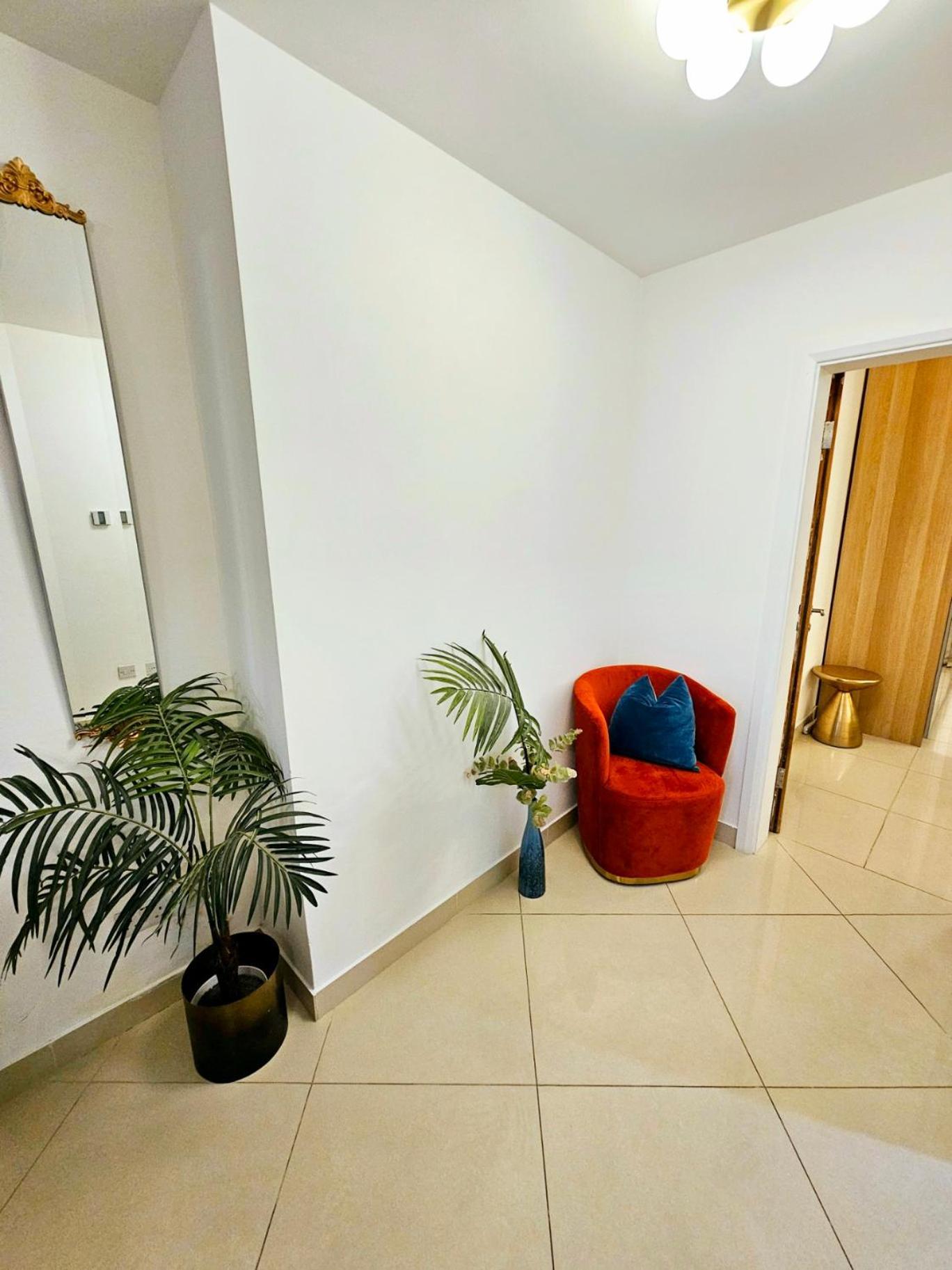 Modern Hyde Park Home With Private Entrance & Private Back Patio Near Bayswater & Paddington Stations لندن المظهر الخارجي الصورة