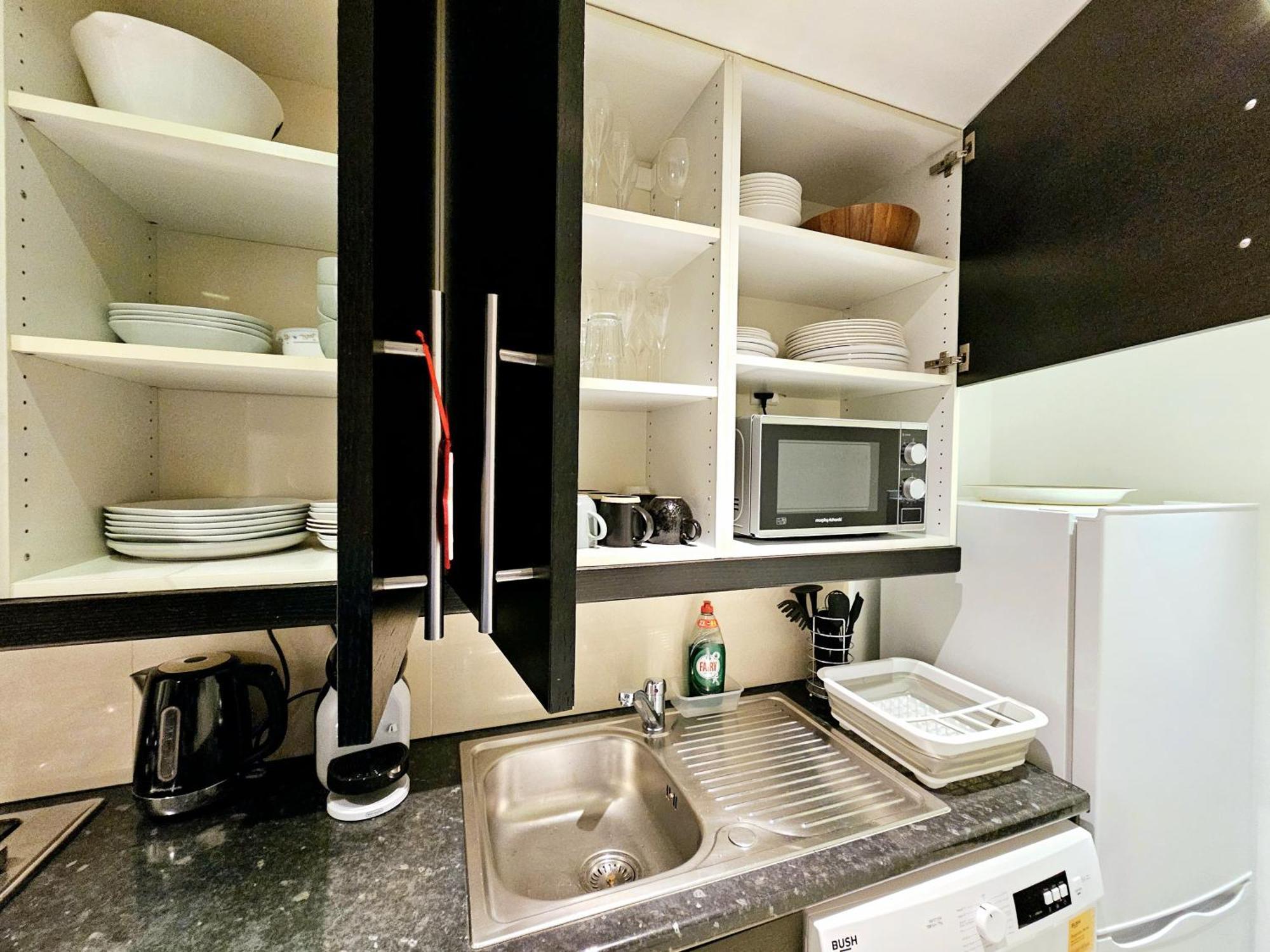 Modern Hyde Park Home With Private Entrance & Private Back Patio Near Bayswater & Paddington Stations لندن المظهر الخارجي الصورة